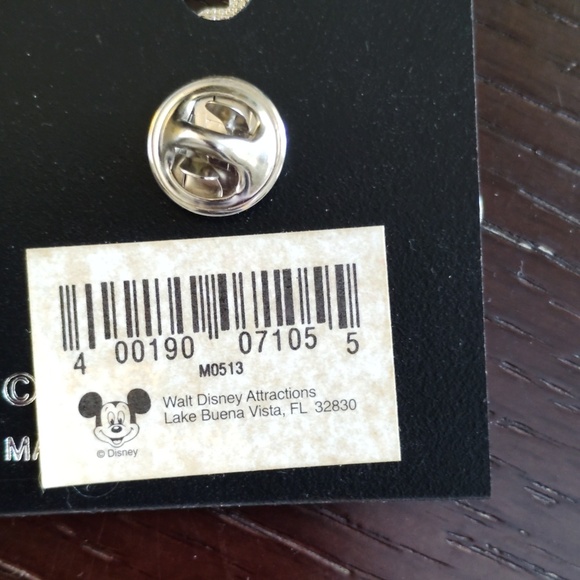 Disney 2000 Pin - Picture 2 of 4